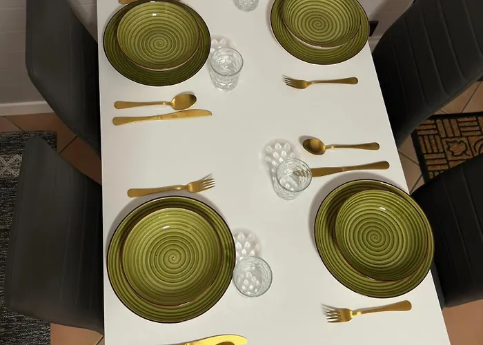 Semesterbostad Gold House